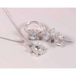 redgem sterling silver ring for women natural aquamarine blue 8x10 mm oval jarg388 women's fashion redgem sterling silver ring for women natural aquamarine blue 8x10 mm oval redgem 1570