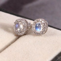 Redgem Silver 925 Jewellery Set Natural Rainbow Moonstone White