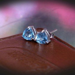 Redgem 925 Silver Stud Earrings Natural Sky Blue Topaz