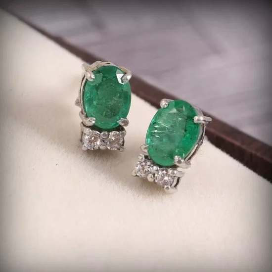 redgem silver stud earrings natural emerald green jaer203 women's fashion redgem silver stud earrings natural emerald green redgem 565