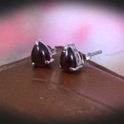Redgem Natural Red Garnet Oval Stud Earrings in 925 Sterling Silver - 5x7mm Gemstone