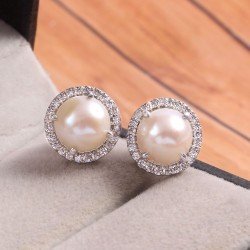 Redgem 925 Silver Stud Earrings for Women Natural Pearl Cream 9 MM Round