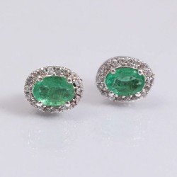 Redgem 925 Silver Precious Stud Earrings Natural Emerald Green