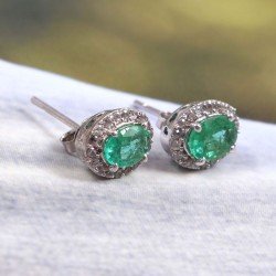 Redgem 925 Silver Precious Stud Earrings Natural Emerald Green