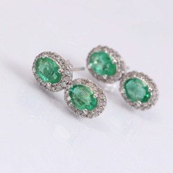 Redgem 925 Silver Stud jewelery earrings Natural Emerald Green
