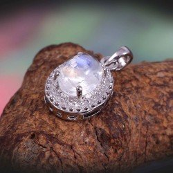 Redgem 925 Silver Pendants Natural Rainbow Moonstone