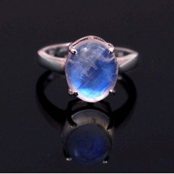 Redgem 925 Silver Ring for Women and Girls Natural Rainbow Moonstone White 10X12 MM Oval redgem 925 silver pendants natural rainbow moonstone japd29 pendants redgem 925 silver pendants natural rainbow moonstone redgem 1143