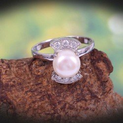 Redgem 925 Silver Ring for Women Precious Cultured Pearl 8 MM Round Redgem 925 Silver Ring for Women Precious Cultured Pearl 8 MM Round