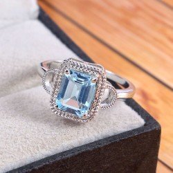 Redgem Sterling Silver Ring for Women Natural Sky Blue Topaz 7X9 MM Rectangle