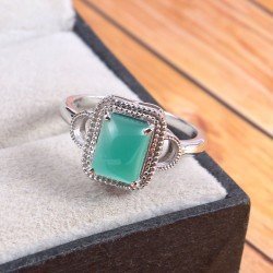 Redgem 925 Silver Ring for Women Natural Onyx Green  7X9 MM Rectangle