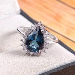 Redgem 925 Silver Ring for Women Natural London Blue Topaz 8X12 MM Pear Redgem 925 Silver Ring for Women Natural London Blue Topaz 8X12 MM Pear