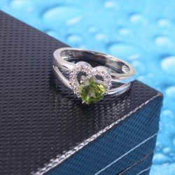 redgem 925 silver ring for women and girls natural sky blue topaz 6x8 mm oval jarg24 women's fashion redgem 925 silver ring for women and girls gemstone natural sky blue topaz 6x8 mm oval redgem 987