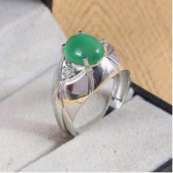 Redgem Sterling Silver Ring for Women Natural Onyx Green 8X10 MM Oval