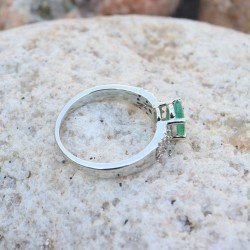 Redgem 925 Silver Ring for Women Natural Emerald Green 5X7 MM Oval