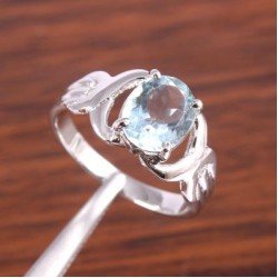 Redgem Sterling Silver Ring for Women Natural Aquamarine Blue 8X10 MM Oval