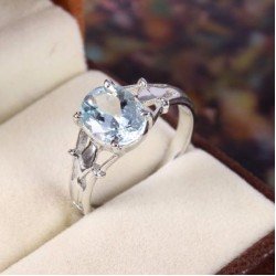Redgem Sterling Silver Ring for Women Natural Aquamarine Blue 8X10 MM Oval