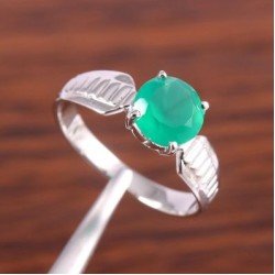 Redgem Sterling Silver Ring for Women Natural Onyx Green 8 MM Round