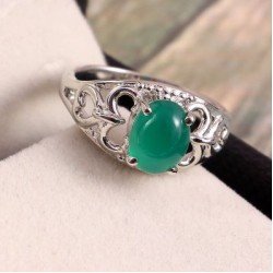 Redgem 925 Silver Ring for Women Natural Onyx Green 7X9 MM Oval