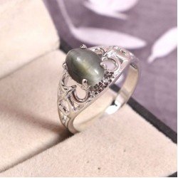 Redgem Sterling Silver Ring for Women Natural Cats Eye Grey 7X3 MM Oval