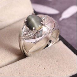 Redgem Sterling Silver Ring for Women Natural Cats Eye Grey 8X10 MM Oval