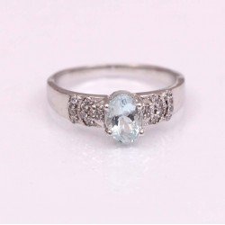 redgem sterling silver ring for women natural aquamarine blue 8x10 mm oval jarg388 women's fashion redgem sterling silver ring for women natural aquamarine blue 8x10 mm oval redgem 1570