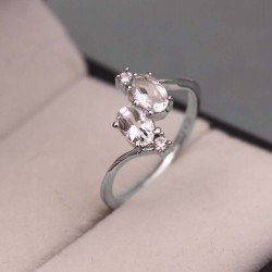 Redgem 925 Silver Ring for Women Natural Rock Crystal Colorless 4X6 MM Oval Redgem 925 Silver Ring for Women Natural Rock Crystal Colorless 4X6 MM Oval
