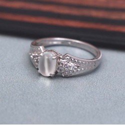 Redgem 925 Silver Ring for Women and Girls Natural Moonstone White 5X7 MM Oval redgem 925 silver pendants natural rainbow moonstone japd29 pendants redgem 925 silver pendants natural rainbow moonstone redgem 1143